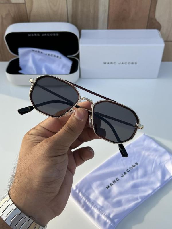 Mar_c_jac_obs_2828_gold_brown