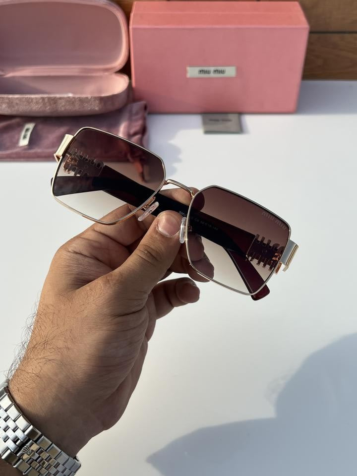 M_iu mi_u 720 gold brown