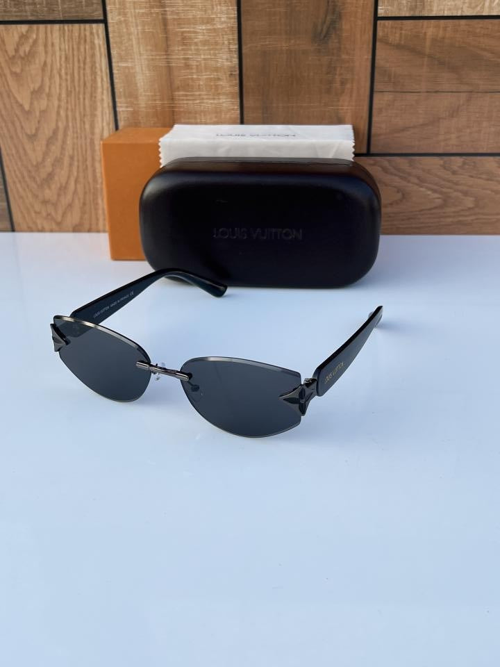 Lo_uis_vui_tton_58142_black