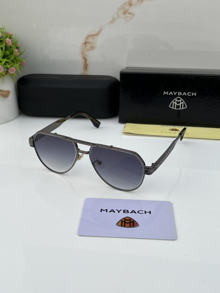 Mayba_ch_72395_black_shaded