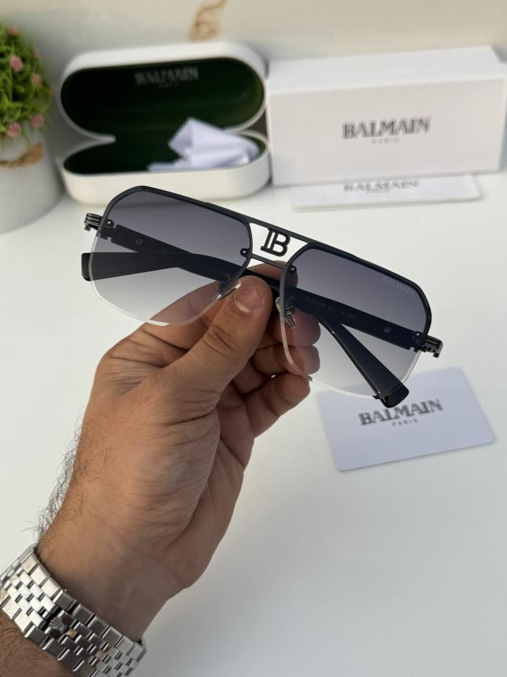 Balm_ain_72386_black_shaded